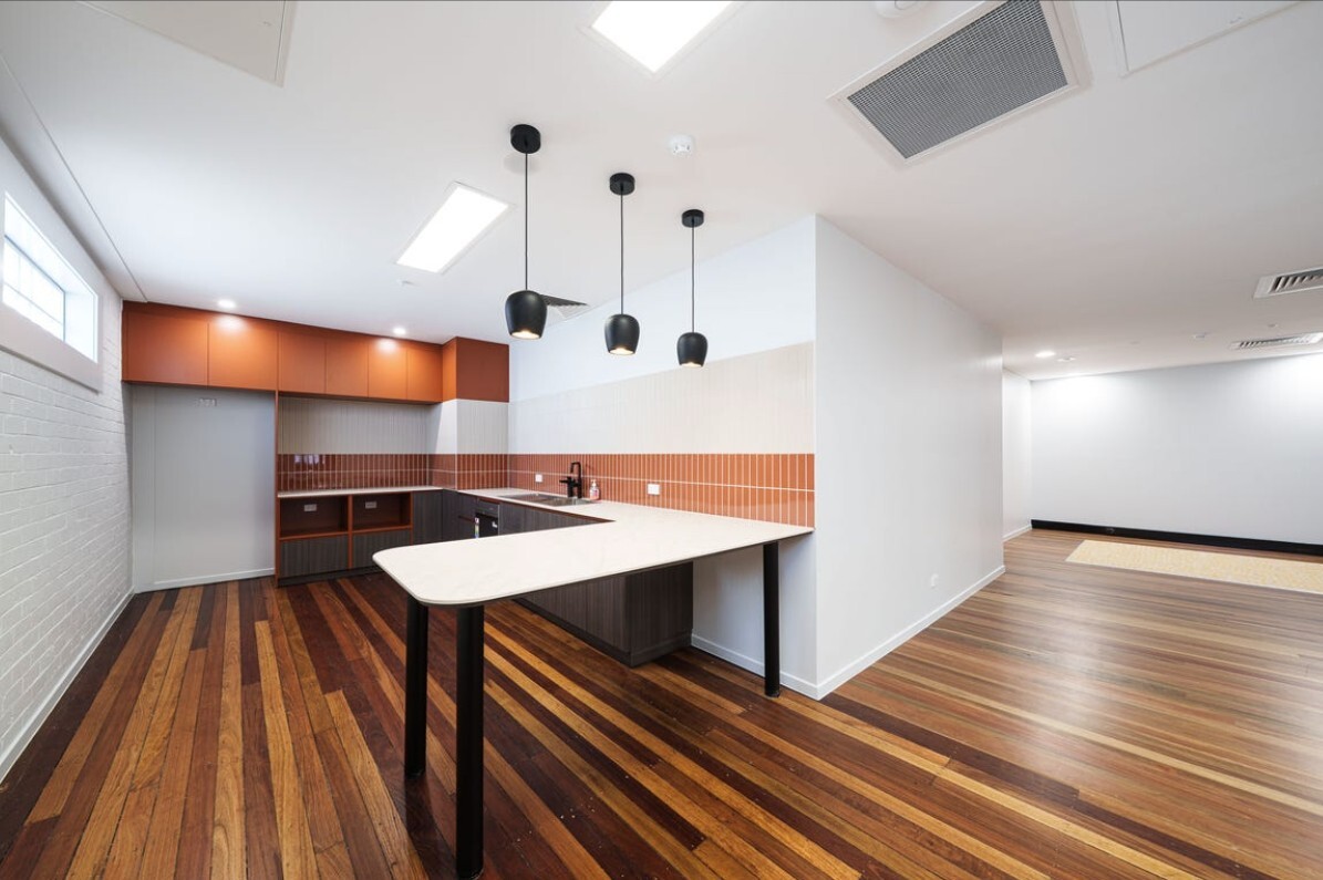 property-img