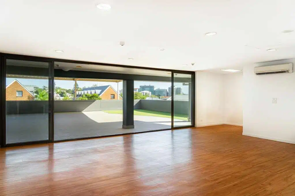 property-img
